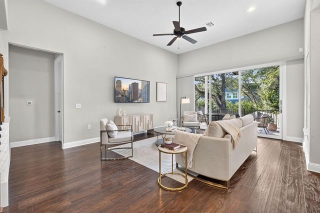 8905 Moccasin PATH, Austin, TX 78736