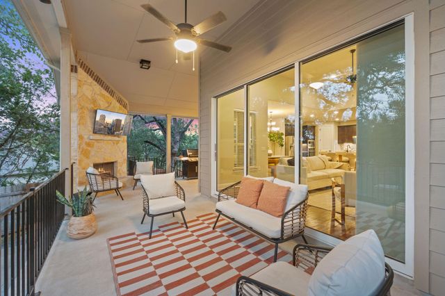 8905 Moccasin PATH, Austin, TX 78736