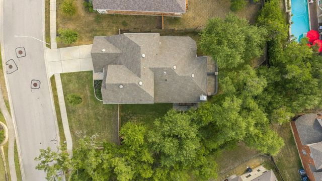 8905 Moccasin PATH, Austin, TX 78736