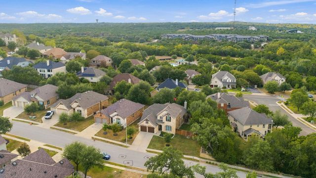 8905 Moccasin PATH, Austin, TX 78736