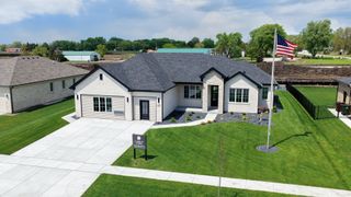 1083 Kinley Drive, New Lenox, IL 60451