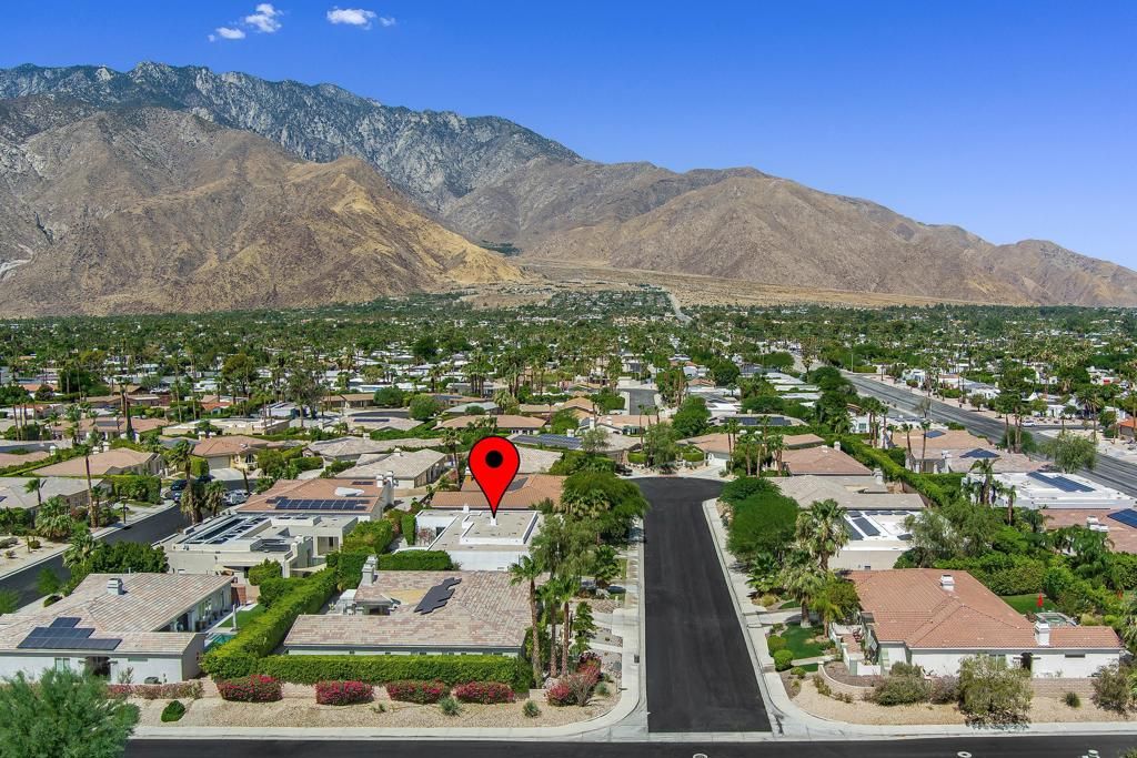 Image 17 of property listing at 1441 Amelia Way, Palm Springs, CA 92262