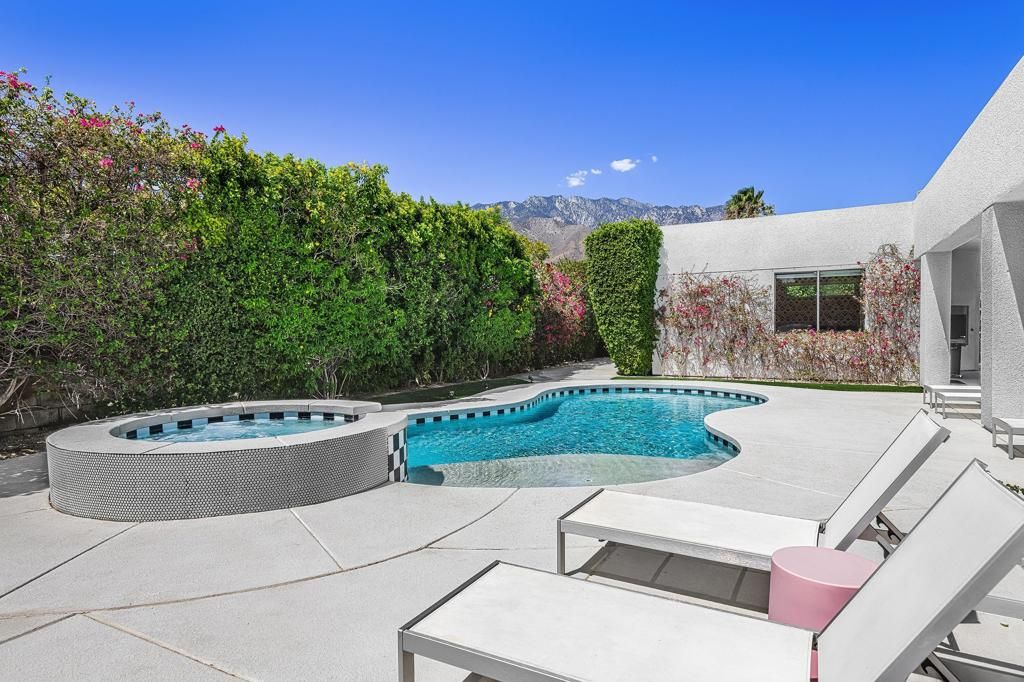 Image 22 of property listing at 1441 Amelia Way, Palm Springs, CA 92262