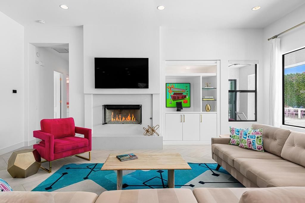 Image 7 of property listing at 1441 Amelia Way, Palm Springs, CA 92262