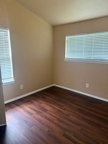 4237 Upland Way, Garland, TX 75042
