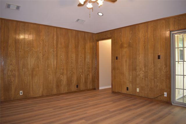 205 Pueblo Drive, Waxahachie, TX 75165