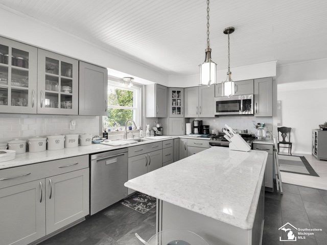 11963 Egan Highway, Brooklyn, MI 49230