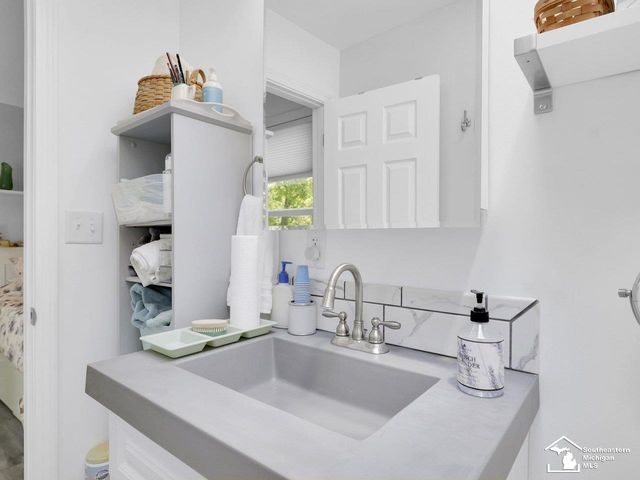 11963 Egan Highway, Brooklyn, MI 49230