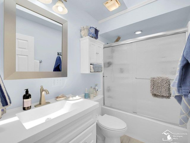 11963 Egan Highway, Brooklyn, MI 49230