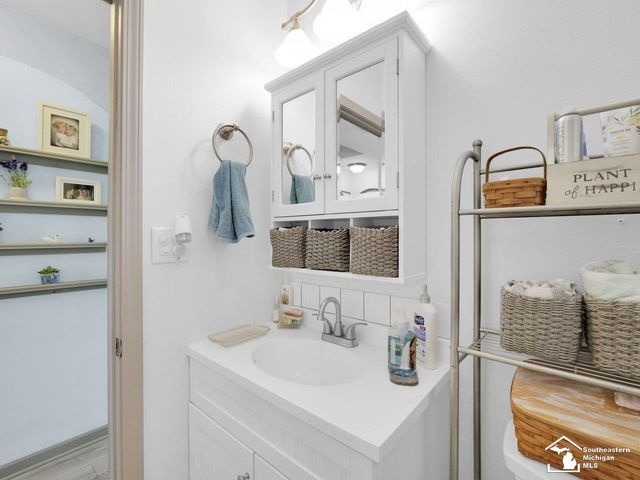 11963 Egan Highway, Brooklyn, MI 49230