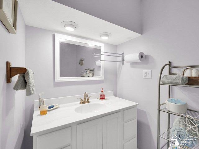 11963 Egan Highway, Brooklyn, MI 49230