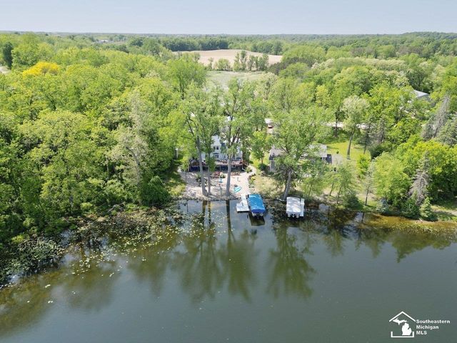 11963 Egan Highway, Brooklyn, MI 49230