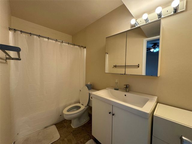 910 Duncan LN 43, Austin, TX 78705