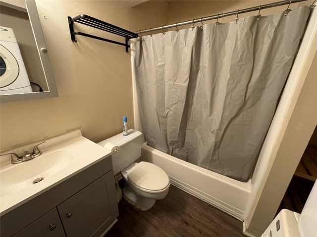 910 Duncan LN 43, Austin, TX 78705