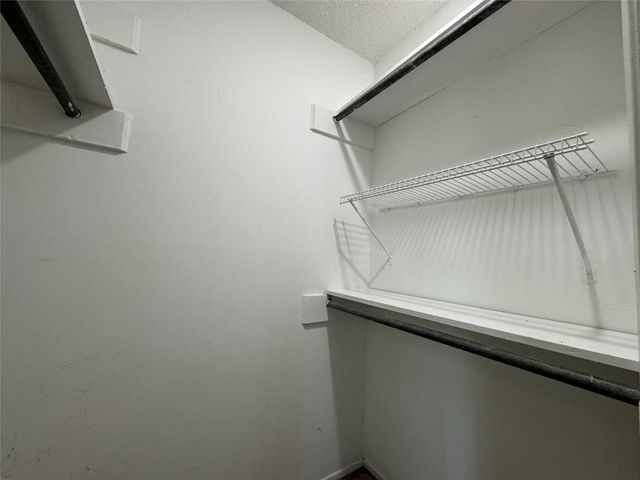 910 Duncan LN 43, Austin, TX 78705