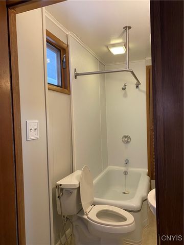 82 West Monroe Street, Little Falls City, NY 13365