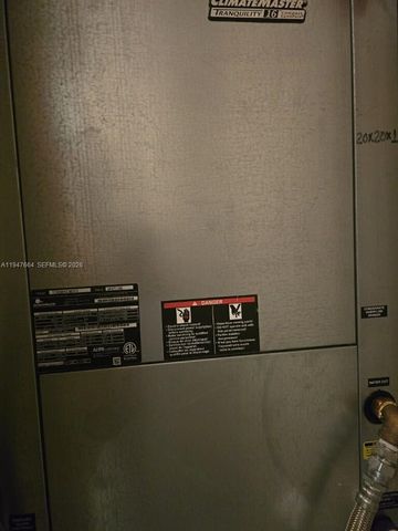 20100 W Country Club Dr 507, Aventura, FL 33180