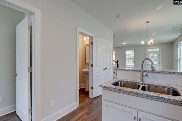 750 Poplar Street, Cayce, SC 29033