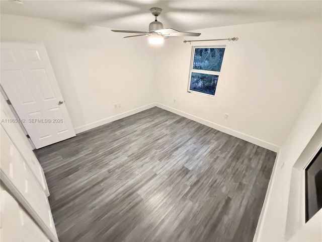 1621 SW 117th Ave, Davie, FL 33325