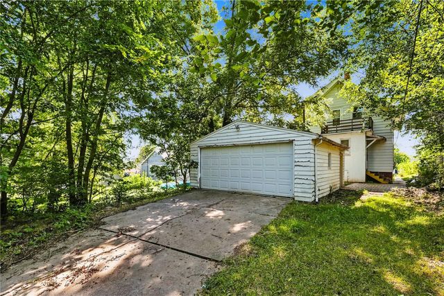 1116 A Avenue NW, Cedar Rapids, IA 52405