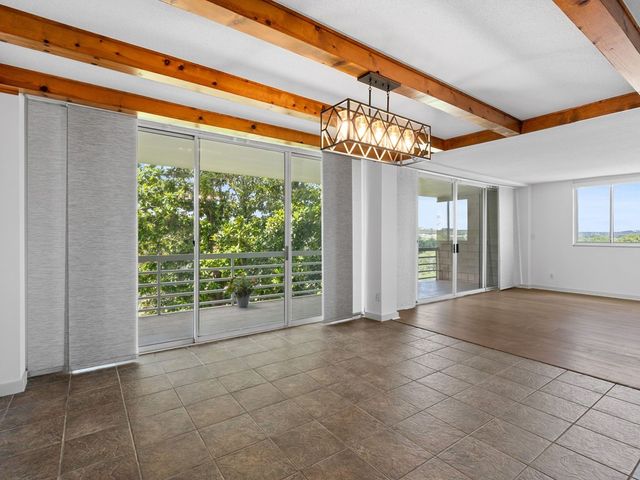 1012-3A Guadalupe St, Kerrville, TX 78028