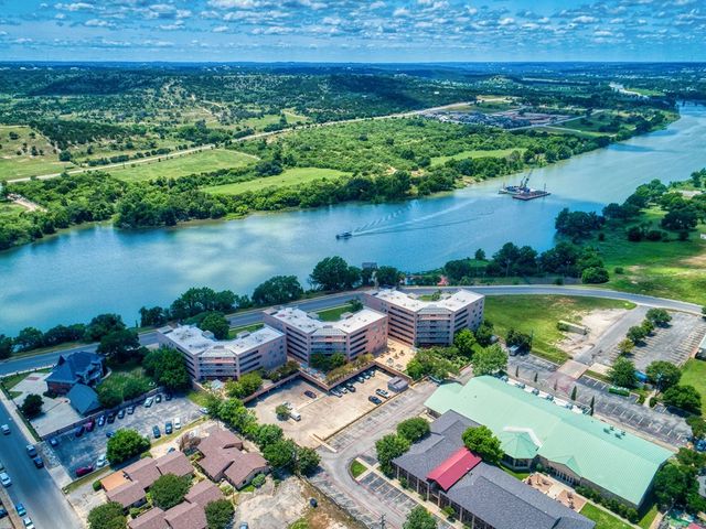 1012-3A Guadalupe St, Kerrville, TX 78028