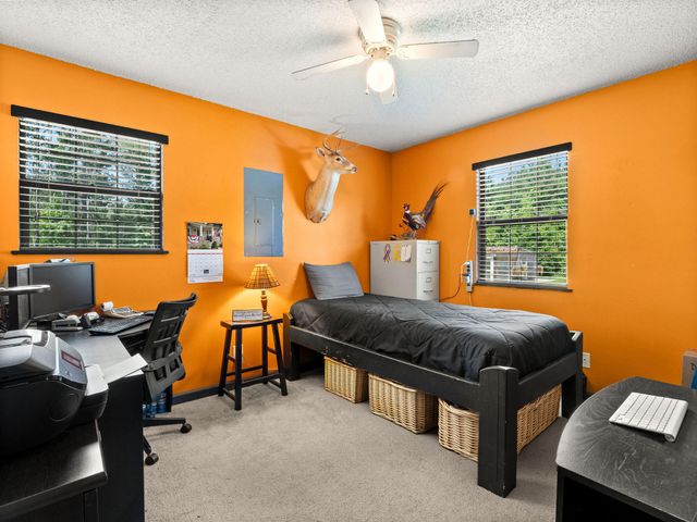 1096 Louisiana 8, Leesville, LA 71446