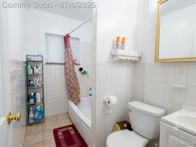12019 Sobieski Street, Hamtramck, MI 48212