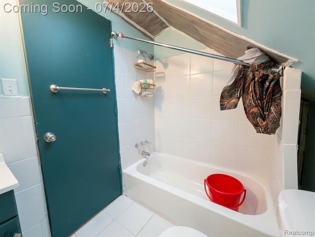 12019 Sobieski Street, Hamtramck, MI 48212