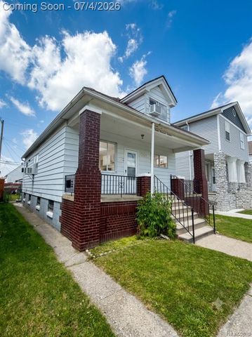 12019 Sobieski Street, Hamtramck, MI 48212