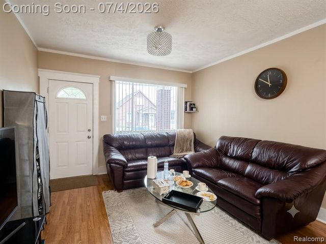 12019 Sobieski Street, Hamtramck, MI 48212