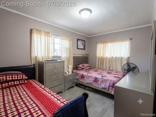 12019 Sobieski Street, Hamtramck, MI 48212