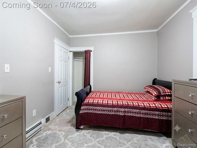 12019 Sobieski Street, Hamtramck, MI 48212
