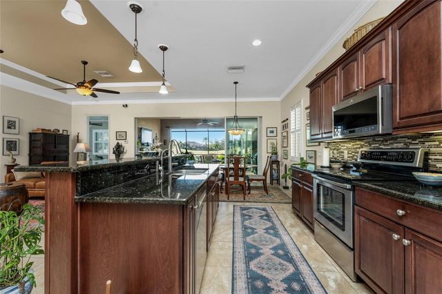 130 PALAZZO COURT, North Venice, FL 34275