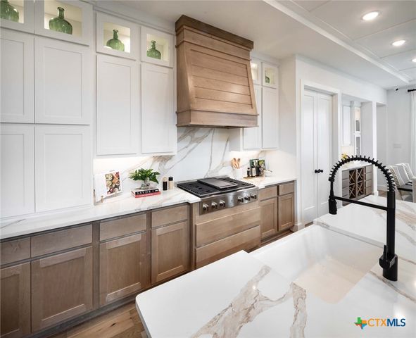 1904 Privet Road, New Braunfels, TX 78132