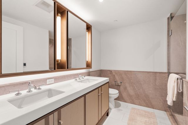 380 Harrison Ave PH2M, Boston, MA 02118