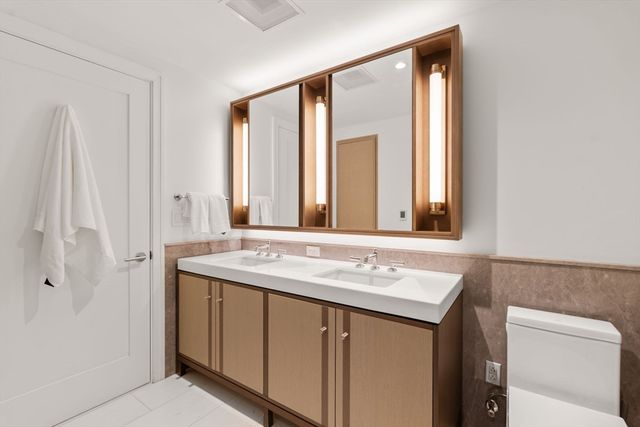 380 Harrison Ave PH2M, Boston, MA 02118