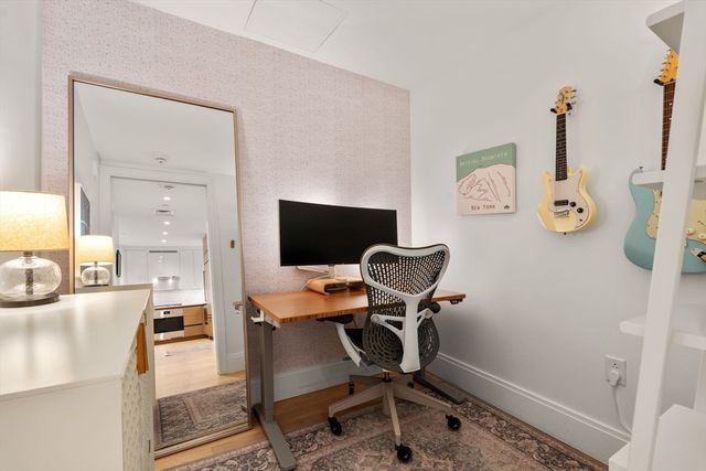 380 Harrison Ave PH2M, Boston, MA 02118