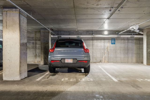 380 Harrison Ave PH2M, Boston, MA 02118