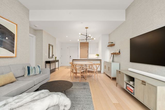 380 Harrison Ave PH2M, Boston, MA 02118