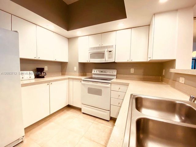 17375 Collins Avenue 2606, Sunny Isles Beach, FL 33160