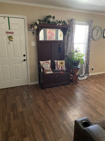 125 Live Oak Drive, Azle, TX 76020