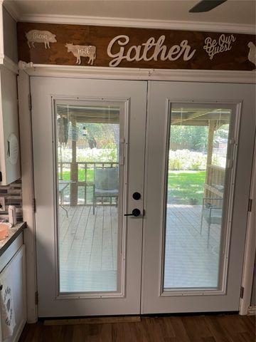 125 Live Oak Drive, Azle, TX 76020