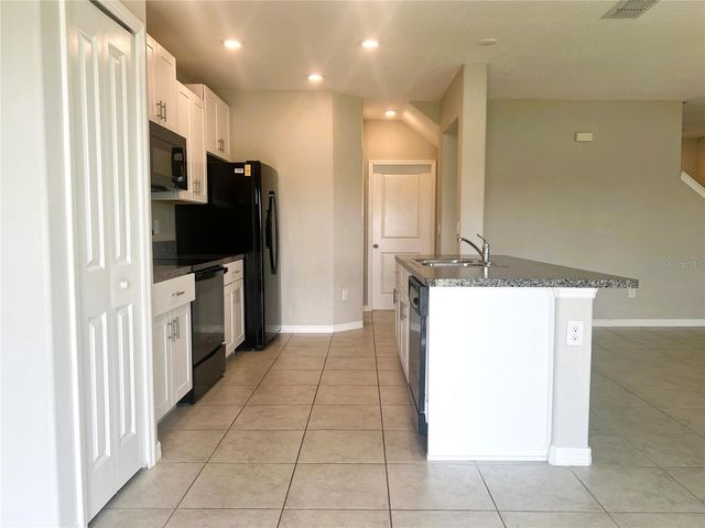 7018 SAMUEL IVY DRIVE, Tampa, FL 33619