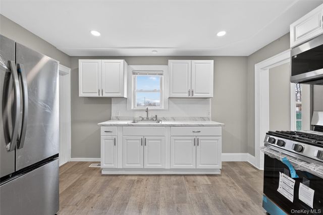 21 Maple Avenue, Port Jefferson, NY 11776