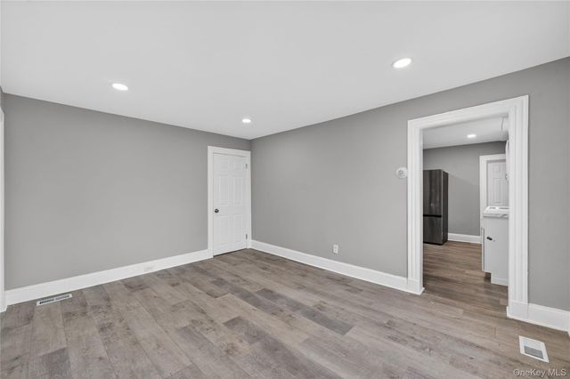 21 Maple Avenue, Port Jefferson, NY 11776