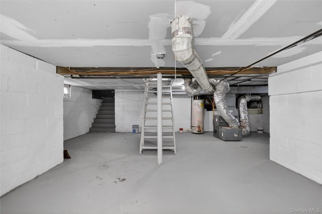 21 Maple Avenue, Port Jefferson, NY 11776