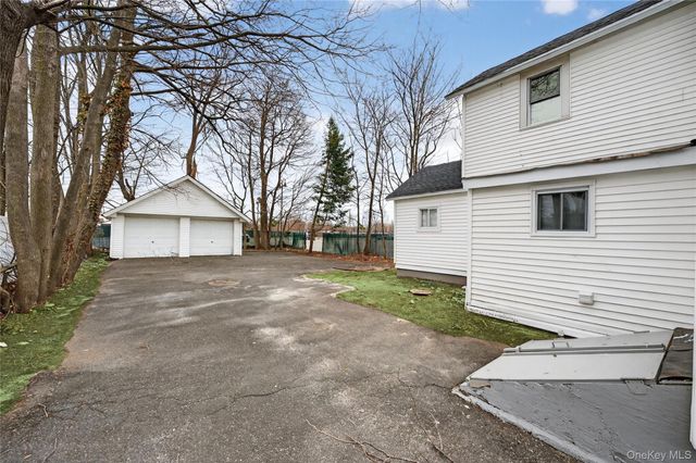 21 Maple Avenue, Port Jefferson, NY 11776