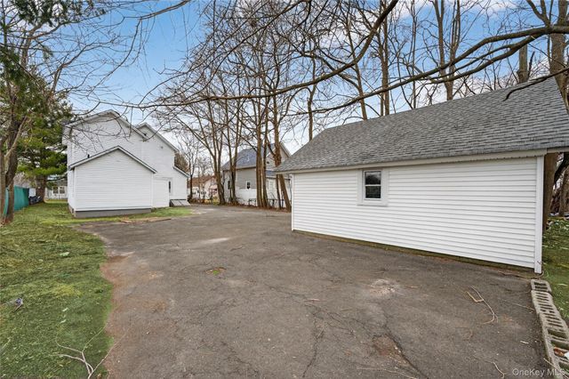 21 Maple Avenue, Port Jefferson, NY 11776