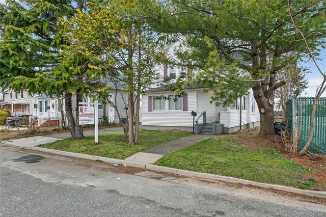 21 Maple Avenue, Port Jefferson, NY 11776